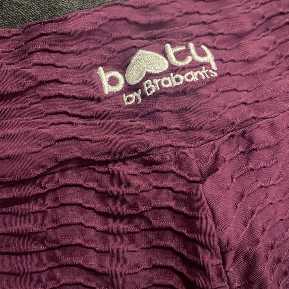 Booty by Brabants maroon leggings